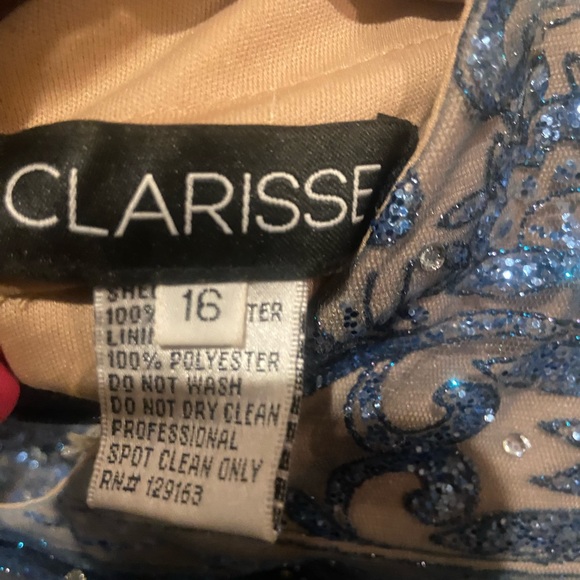 Clarisse Blue prom dress. Size 16. Halter top with mermaid bottom. $200 - Picture 3 of 4